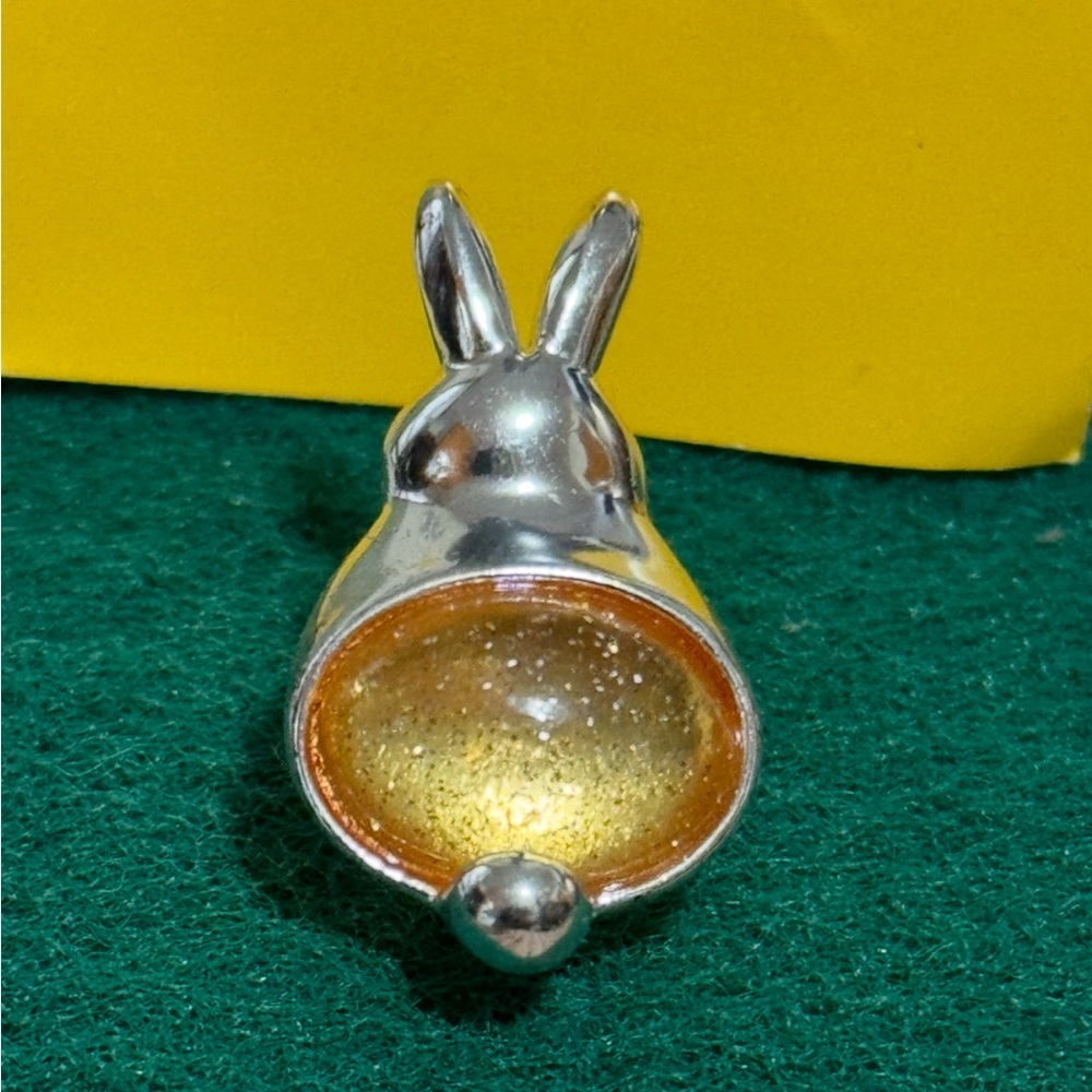 Vintage Anne Klein AK Bunny Rabbit Yellow Stone Brooch Pin